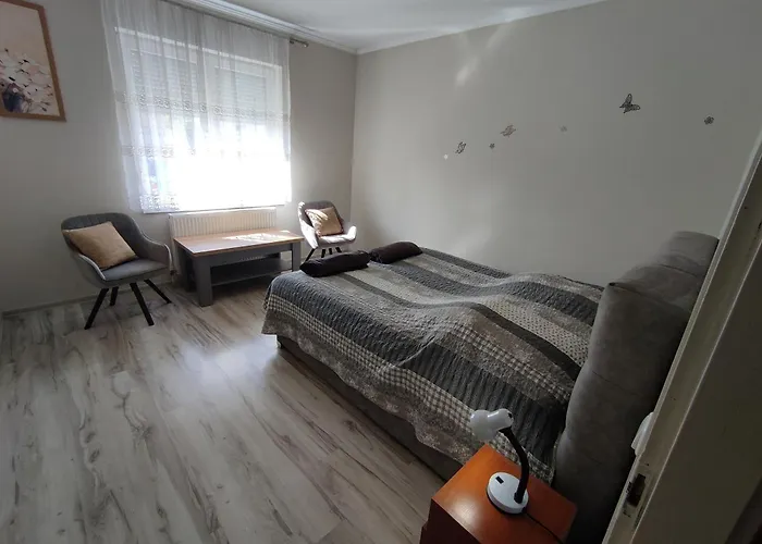 Apartament Kristaly